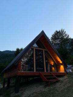 Guest House Astrit Villi - Theth - 8