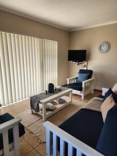 Muir Holiday Apartments - Stilbaai - 7