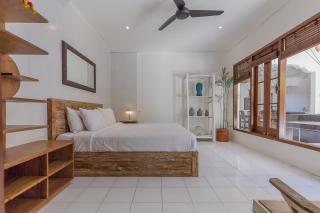Charming 2 BR villa with private pool & garden - Canggu - 6