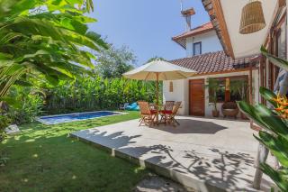 Charming 2 BR villa with private pool & garden - Canggu - 2
