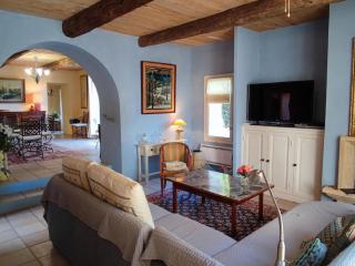 Holiday Home in Cazouls with Pool & Vineyards - Cazouls-lès-Béziers - 3
