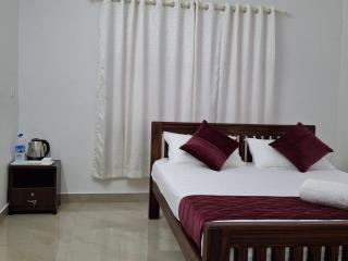 Crystal Riverview Homestay - Kuttampuzha - 4