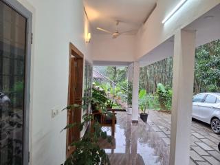 Crystal Riverview Homestay - Kuttampuzha - 8