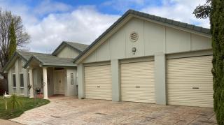 HOME STAY Private Home with King Bed -- Private Bathroom - Swan Hill - 9