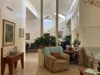 HOME STAY Private Home with King Bed -- Private Bathroom - Swan Hill - 7