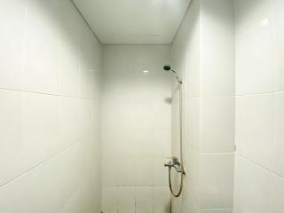 Best Homey Studio at Patraland Urbano Apartment By Travelio - Bekasi - 1