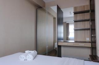 Homey and Cozy 2BR at Mekarwangi Square Cibaduyut Apartment By Travelio - Bandung - 8