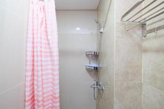 Nice and Fancy Studio at Transpark Cibubur Apartment By Travelio - Depok - 1