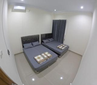 Griya Umbulharjo Homestay Jogja - Demangan - 0