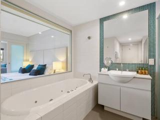 Bells Blvd Resort Apts - Pool View 2BR Dual Key, 1 BR Rooms Avail - Hosted by Holiday Management - Kingscliff - 2