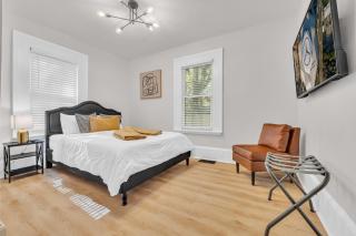 Spacious 3BR 2BA Home with Private Yard - Atlanta - 5