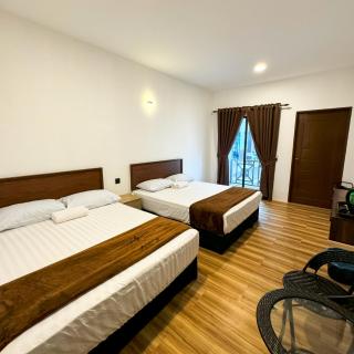 Ombak Beach Inn Resort - 3