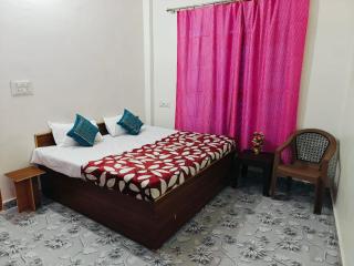 Awadh Green Home Stay - FREE PICKUP FROM AYODHYA DHAM RAILWAY STATION - Ayodhya - 5