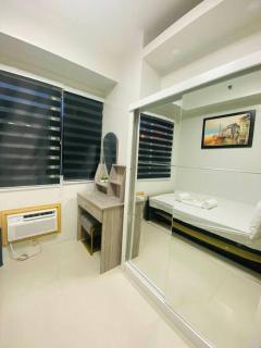 Sea Residences Tower B 220 - 3