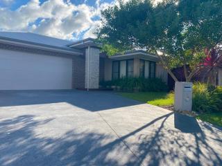 World Class on Wattle - Inverloch - 0