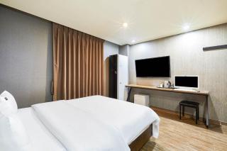 Icheon Paradise Hotel - - 9