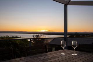 Waterline Holiday Home - Coles Bay - 7
