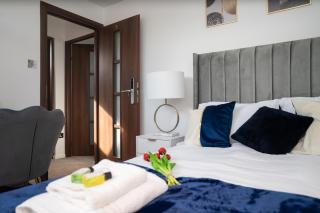 Renata's House - Bristol - 6
