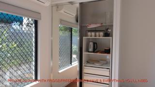 Beach Bliss, Private Bedroom, Private Lounge & Bathroom, plus Netflix, Wifi - Kewarra Beach - 5