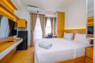 Comfort and Best Deal Studio Room Transpark Cibubur Apartment By Travelio - 9