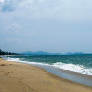 Ombak Beach Inn Resort - 8