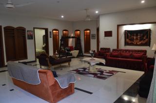 Luxury basement DHA 2 - Islamabad - 0