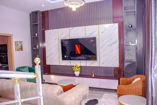 Furnished 4 bedroom duplex - 0