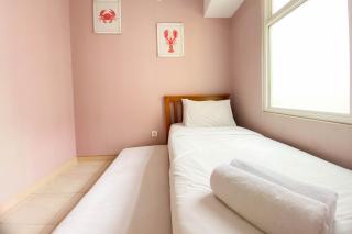 Comfort and Elegant 4BR Combined at Springlake Summarecon Bekasi Apartment By Travelio - Bekasi - 5