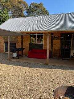 Rainbow Valley Bunkhouse - Marraweeney - 5