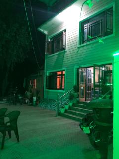 Hotel Kashmir Inn - Srinagar - 9