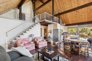 Warm and Cozy Mountain and Lake View Haven cottage - Kelseyville - 0