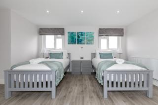 Maple Lodge - Earley - 9