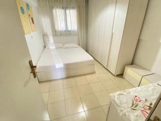 Your Seaside Home! Entire place, Free parking - Vlorë - 5