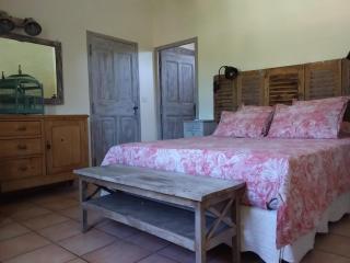 Chambre pour 2 personnes avec salle de bain privée - Tourves - 6