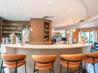 Novotel Suites Paris Issy Les Moulineaux - Issy-les-Moulineaux - 2