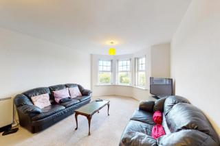 2 Bed with free parking & lift - 3 min to Station - Londra - 0