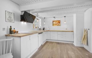 Amazing Home In Rønne With Wifi - Rønne - 6