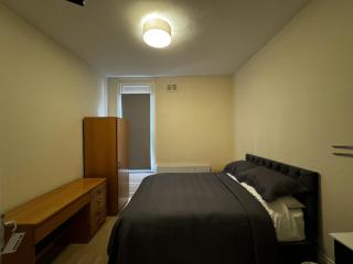 Sterling House - Hounslow - 6