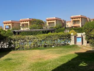 Amazing standalone Villa with 4 master rooms, private Garden, and pool - El Hamam - 1