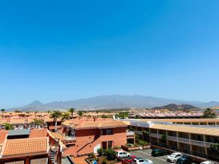 Quiet Mountain View Apartment - Costa Del Silencio - 8