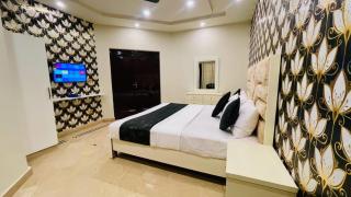 Hotel Hayat Palace Gulberg - Lahore - 1