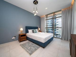 Stunning 1 Bed With Infinity Pool - Dubai Marina - 1