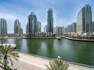 Stunning 1 Bed With Infinity Pool - Dubai Marina - Dubái - 0