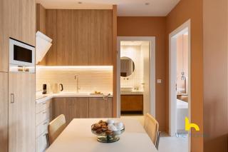 Acropolis View Luxe King-Suite W Ensuite Whirlpool - Athens - 8