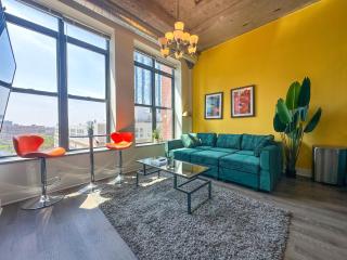 McCormick 2Br-2Ba family unit for up to 8 guests with Optional Parking & Gym access - Chicago - 2