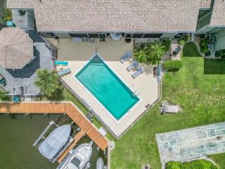 Waterfront Living, Stunning Sunsets, Community Pool - Condo Amber Sunset - Roelens - 7