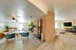 Spacious Las Vegas Getaway with Private Pool and Spa! - Las Vegas - 6