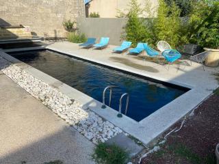 Grand loft proche du centre avec jardin et piscine - 9