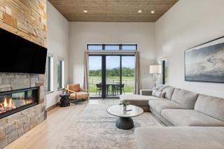 Mara Luxury Cabin- Aspen - Hamilton - 3