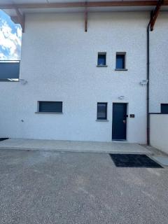 House 70 with 8 bedrooms lechaffardcom - Satolas-et-Bonce - 5